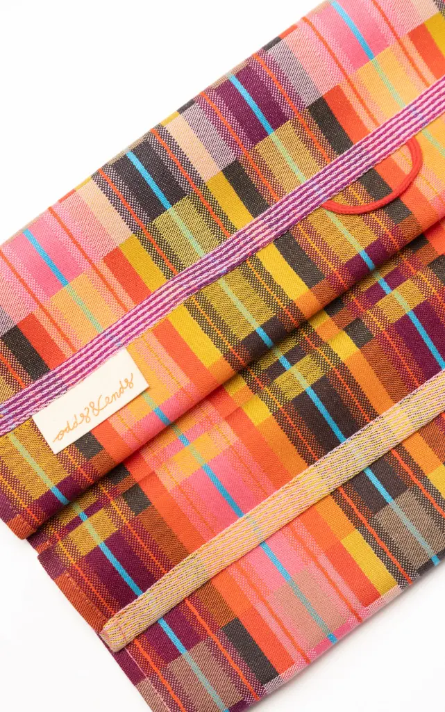 #108B_basket-teatowel-4.webp